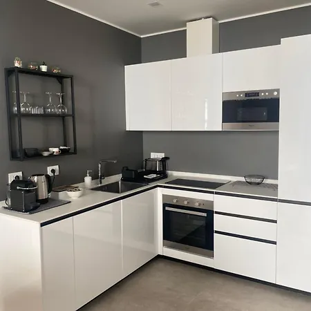 Nonsolomare Wifi Aria Condizionata Ascensore 圣雷默